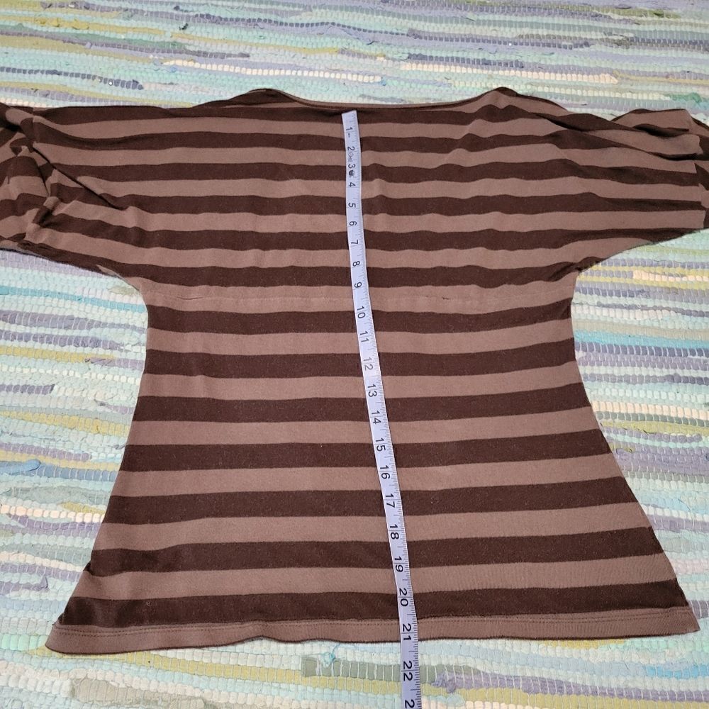 Old Navy Women’s Short Sleeve Brown Striped Pullover Shirt Sz M - Picture 13 of 14